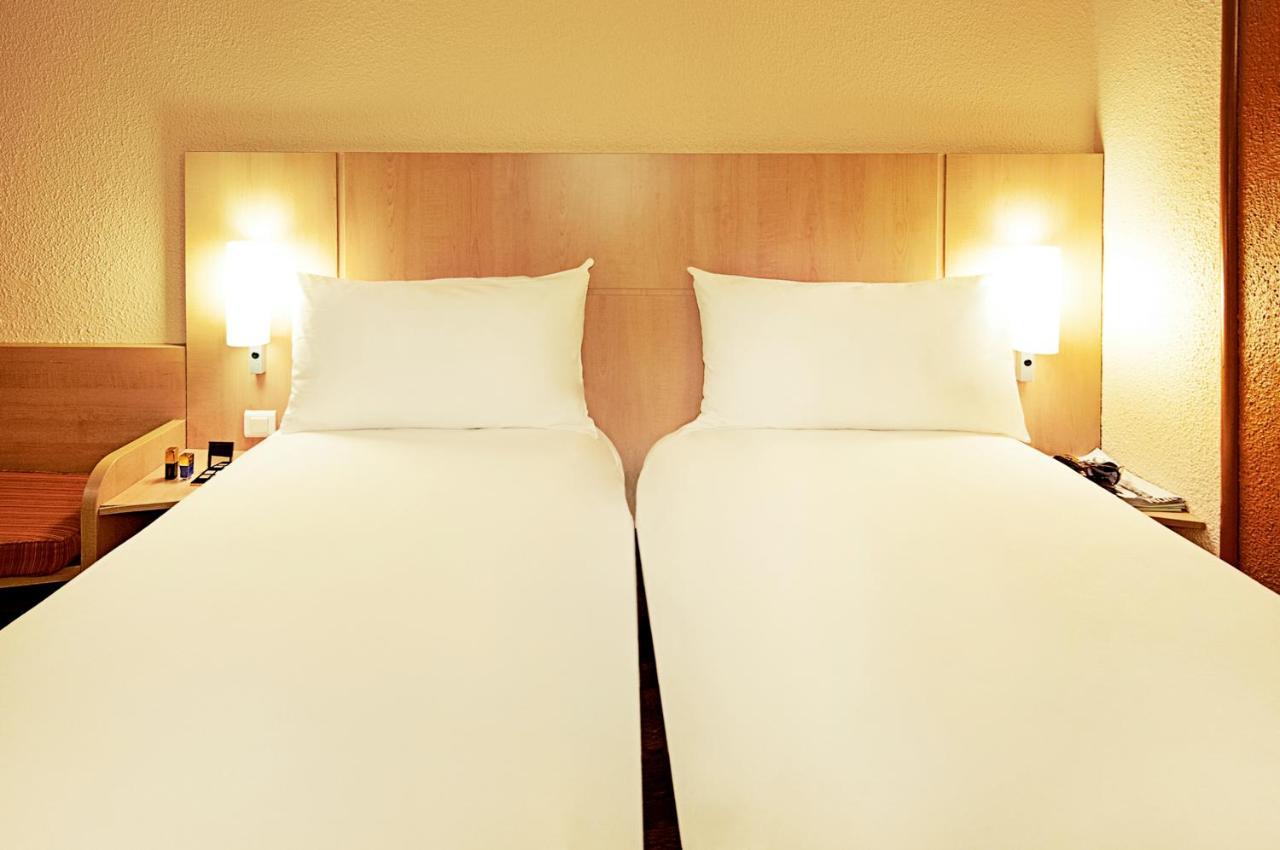 Ibis Oran Les Falaises Buitenkant foto