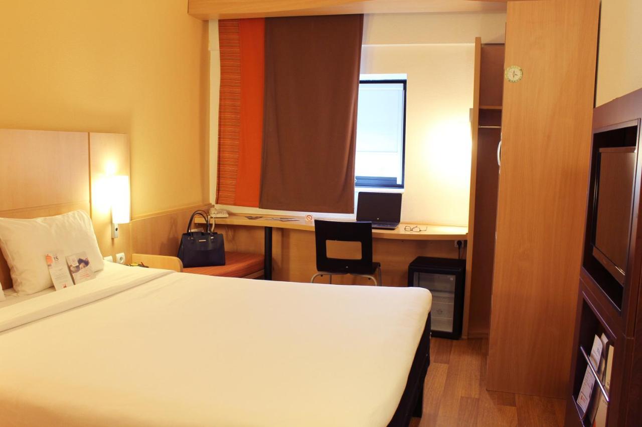 Ibis Oran Les Falaises Buitenkant foto