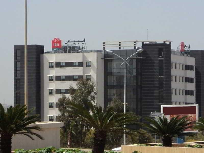 Ibis Oran Les Falaises Buitenkant foto