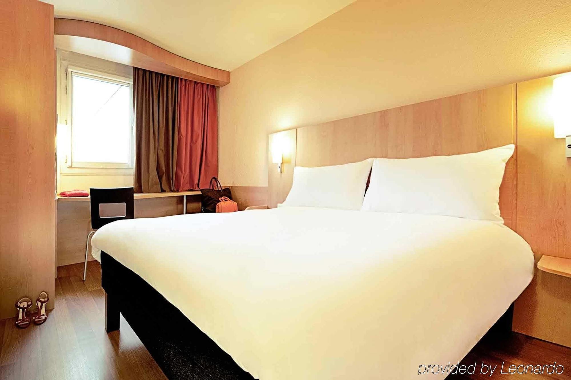 Ibis Oran Les Falaises Buitenkant foto