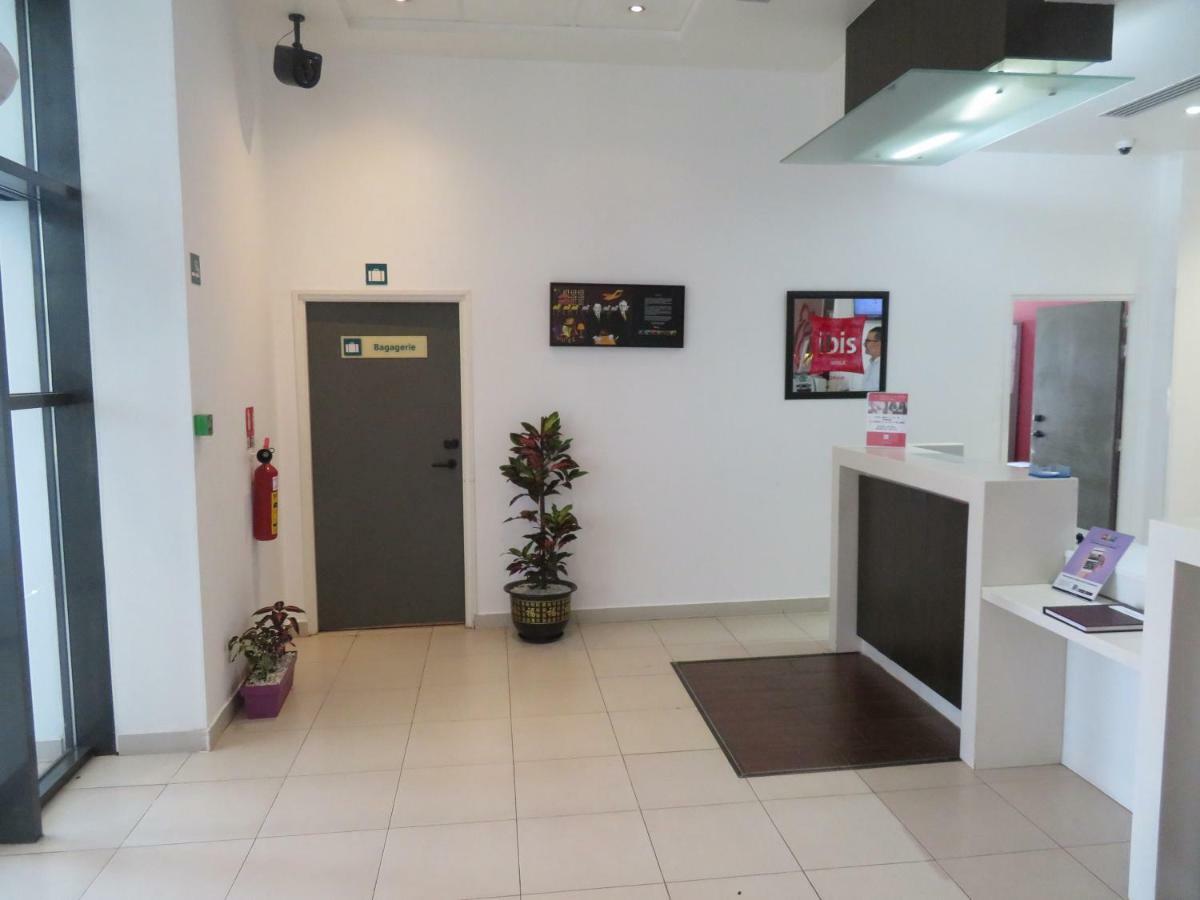 Ibis Oran Les Falaises Buitenkant foto