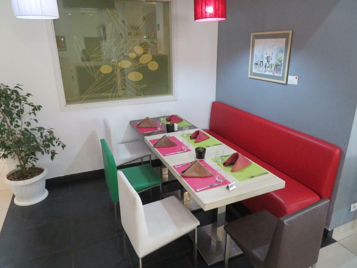 Ibis Oran Les Falaises Buitenkant foto