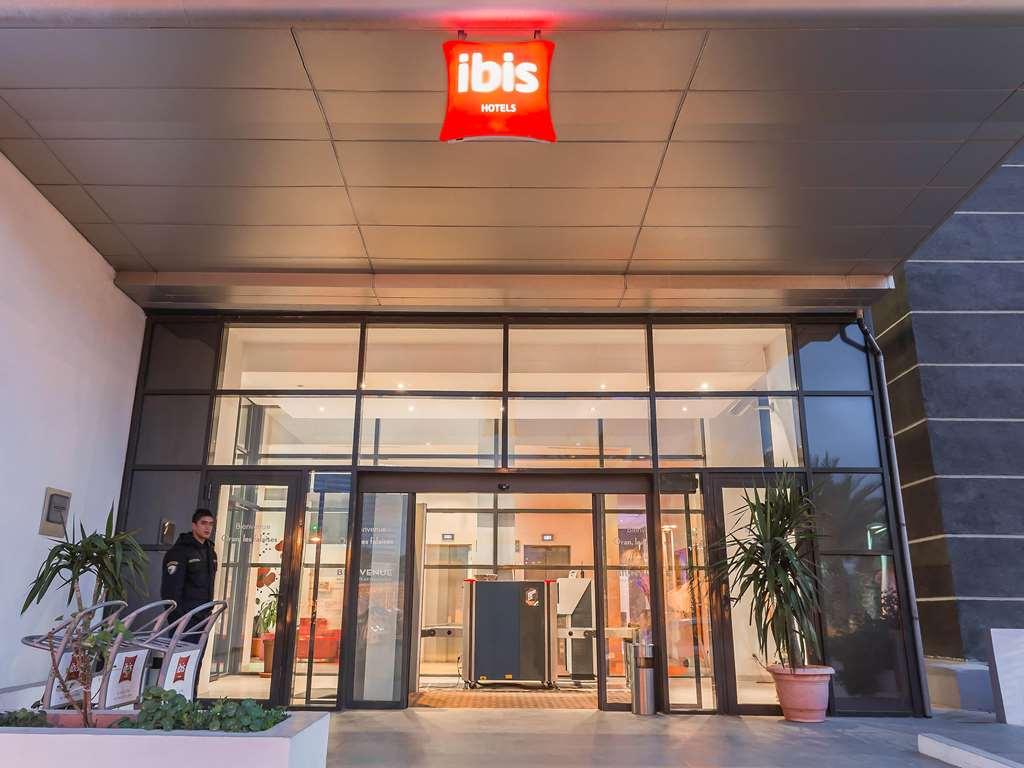 Ibis Oran Les Falaises Buitenkant foto